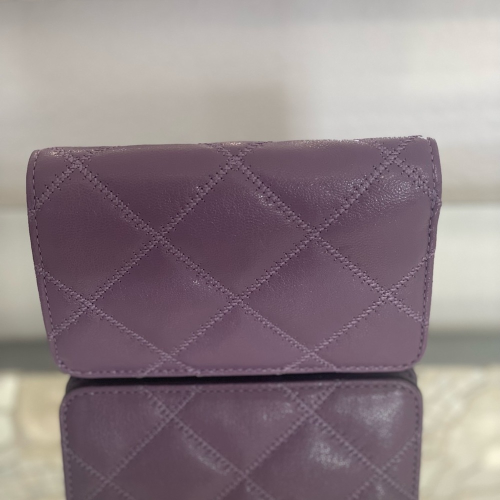 Tory Burch Quilted Purple Leather Wallet with Logo - Picture 3 of 5